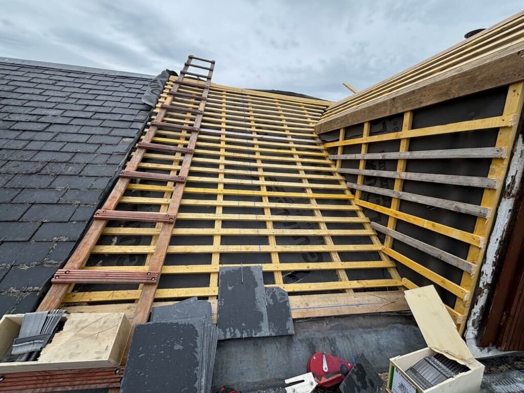 Toiture ardoise Foncagrada Primera terminée – rénovation couverture à Petit-Quevilly (76140)